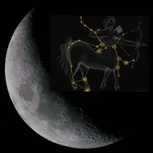 Ubývající luna ve střelci