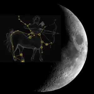 Dorůstající luna ve střelci